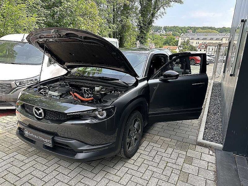 Mazda MX-30 35,5 kWh e-SKYACTIV 145 PS First Edition